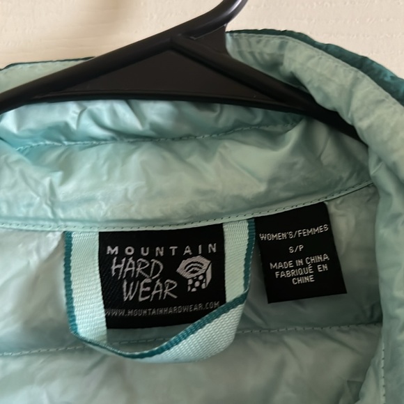 Mountain Hardwear puffer full zip lightweight coat for women. Size SP - Picture 6 of 8